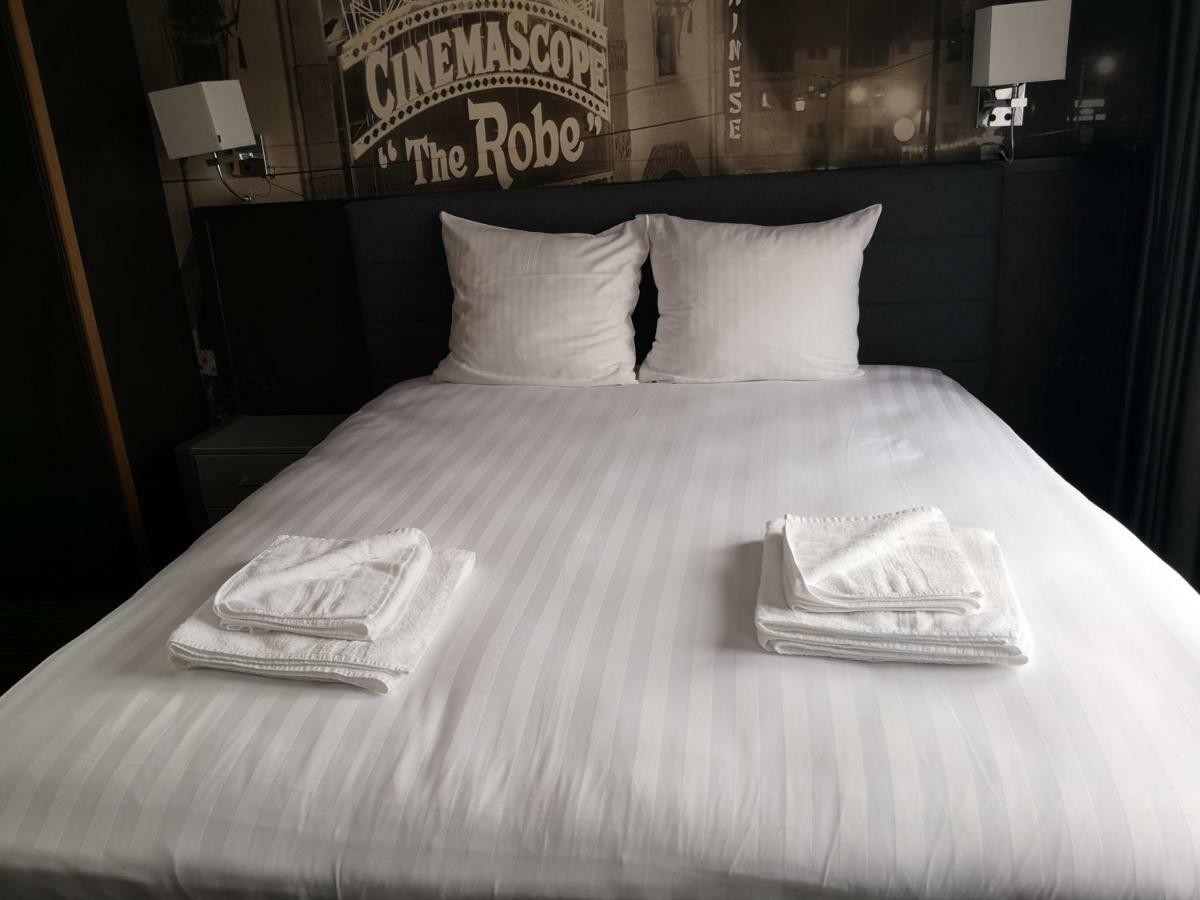 Hotel De Lis Lisse Dış mekan fotoğraf
