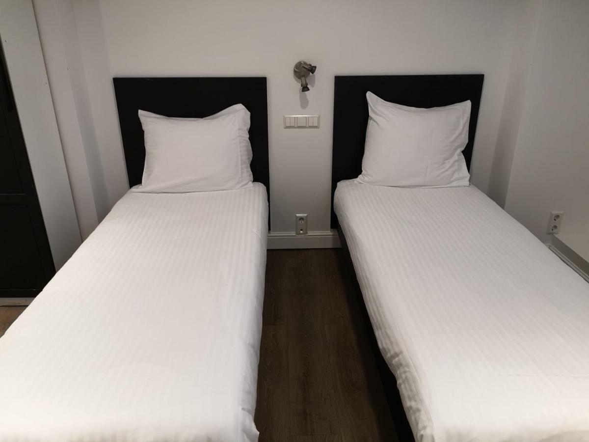 Hotel De Lis Lisse Dış mekan fotoğraf