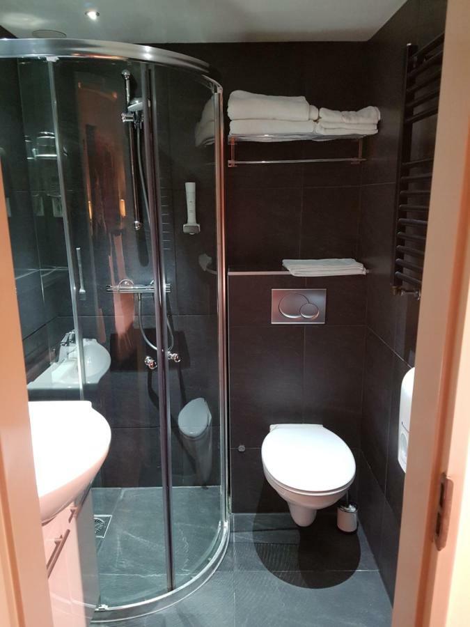 Hotel De Lis Lisse Dış mekan fotoğraf
